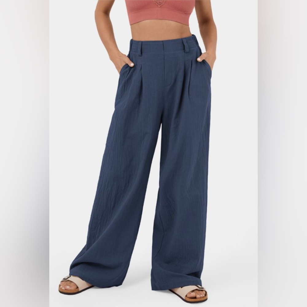 SOLD NWT HALARA High Waisted Plicated Side Pocket Wide Leg Flowy Casual Cotton